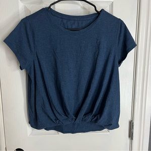 Lululemon tee